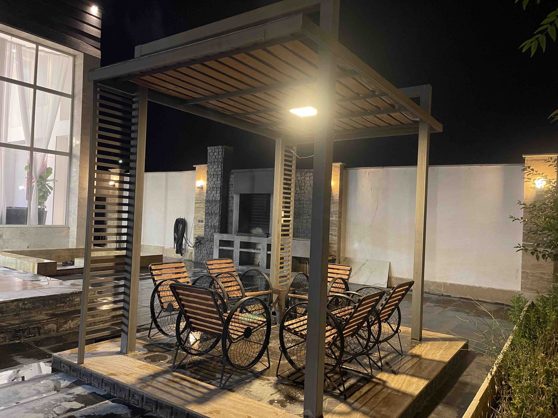 ویلا سه خوابه استخرسرپوشیده آبگرم عمارت ماندگار - انتخاب عنوان تصویر