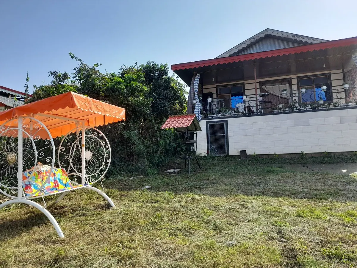 ویلا دوخوابه جنگلی لاله - تاب وباربی کیوبزرگ