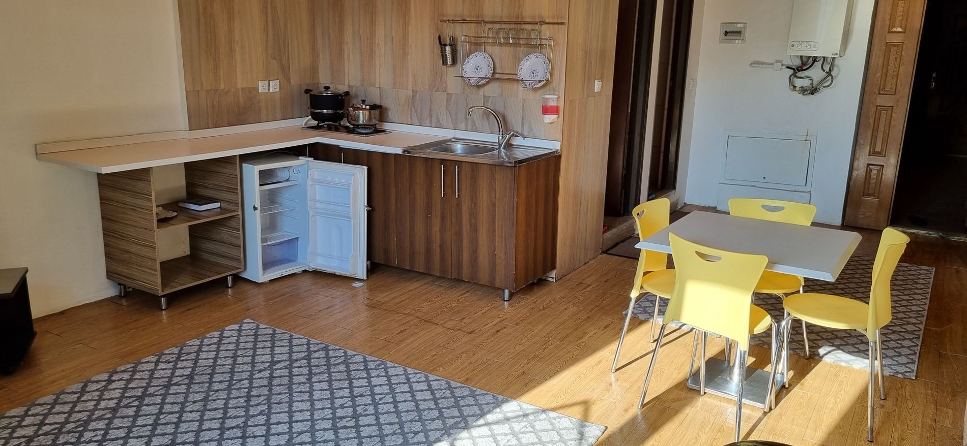 آپارتمان دوخوابه شاهسون ۲