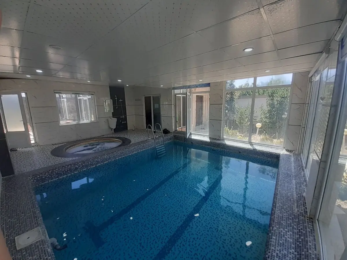 ویلا دوخوابه استخردار آبگرم باغ شاندیزخان