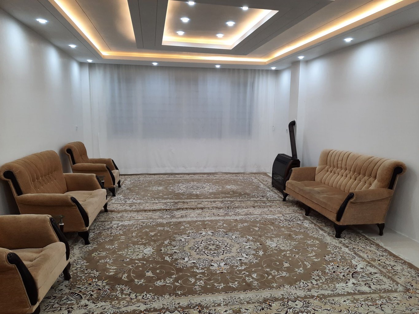 سوئیت یک خواب اخلمد 1 - پذیرایی