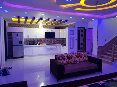 ویلا چهارخوابه استخردار آبگرم کاخ رومی