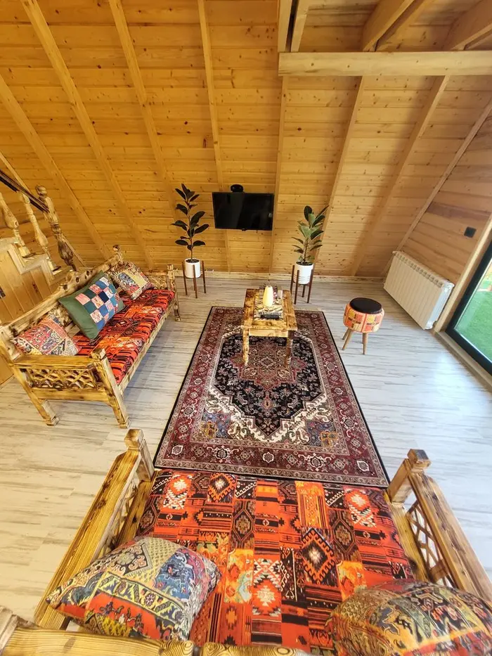 یک خوابه چوبی جنگلی جواهرده - پذیرایی