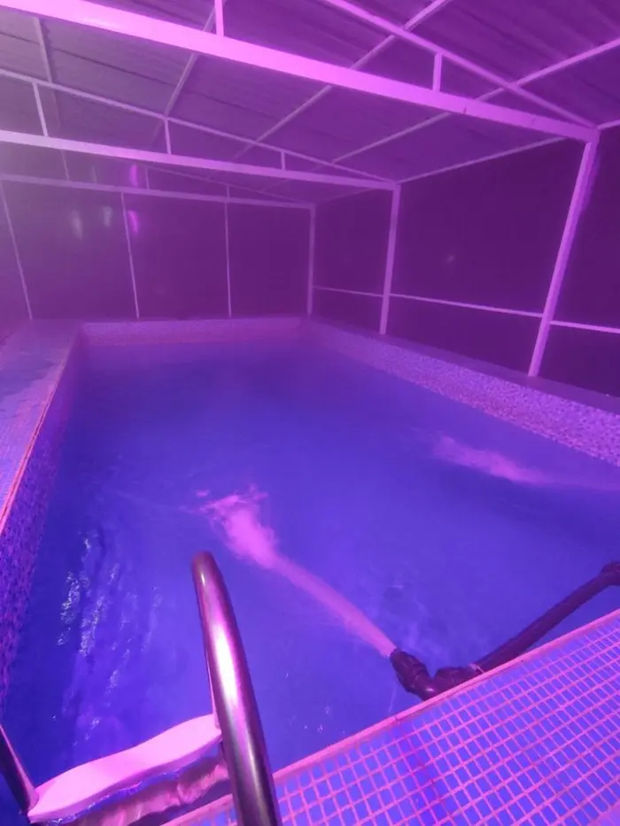 ویلا دوخوابه استخردار آبگرم رحمانپور 2 - استخر زمستانه ۲