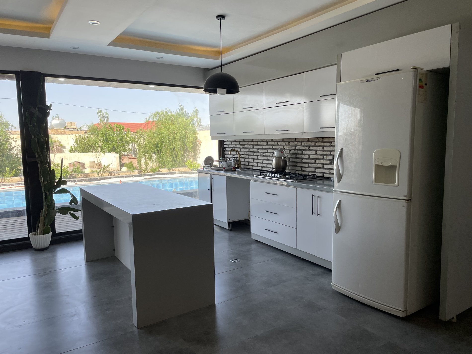 ویلا یک خوابه استخردار زیتون