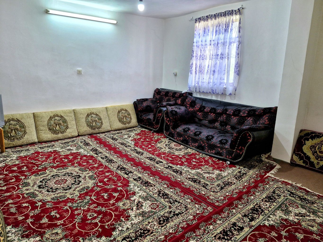 کلبه یک خوابه روستایی فانوس - پذیرایی