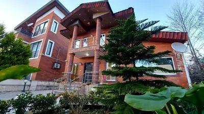 ویلا سه خوابه استخردار آبگرم سلنا 1