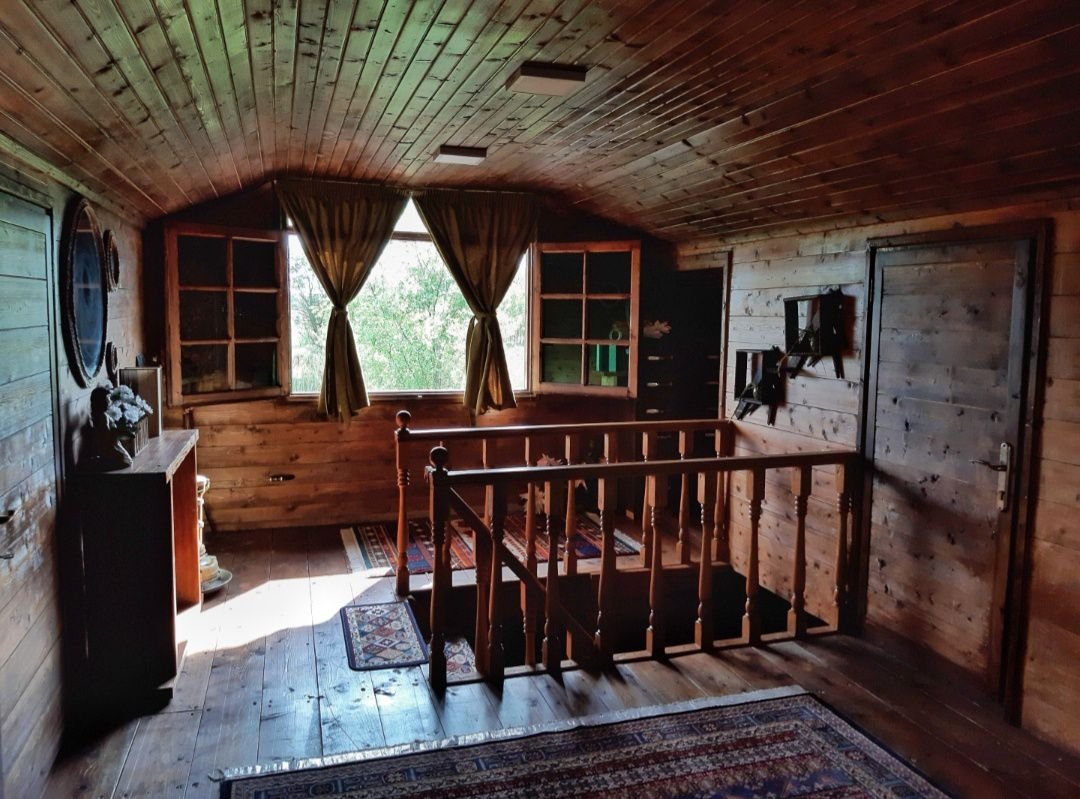 ویلا کلبه ساحلی چوبی