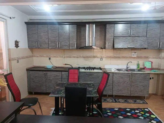 آپارتمان دوخوابه عرفان شمالی