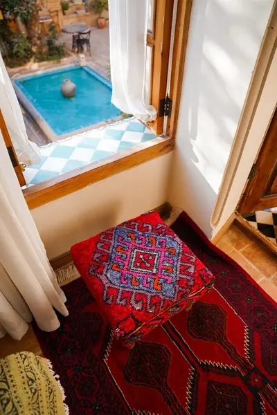 اقامتگاه سنتی آلان واحد دوتخته اکسی خانم