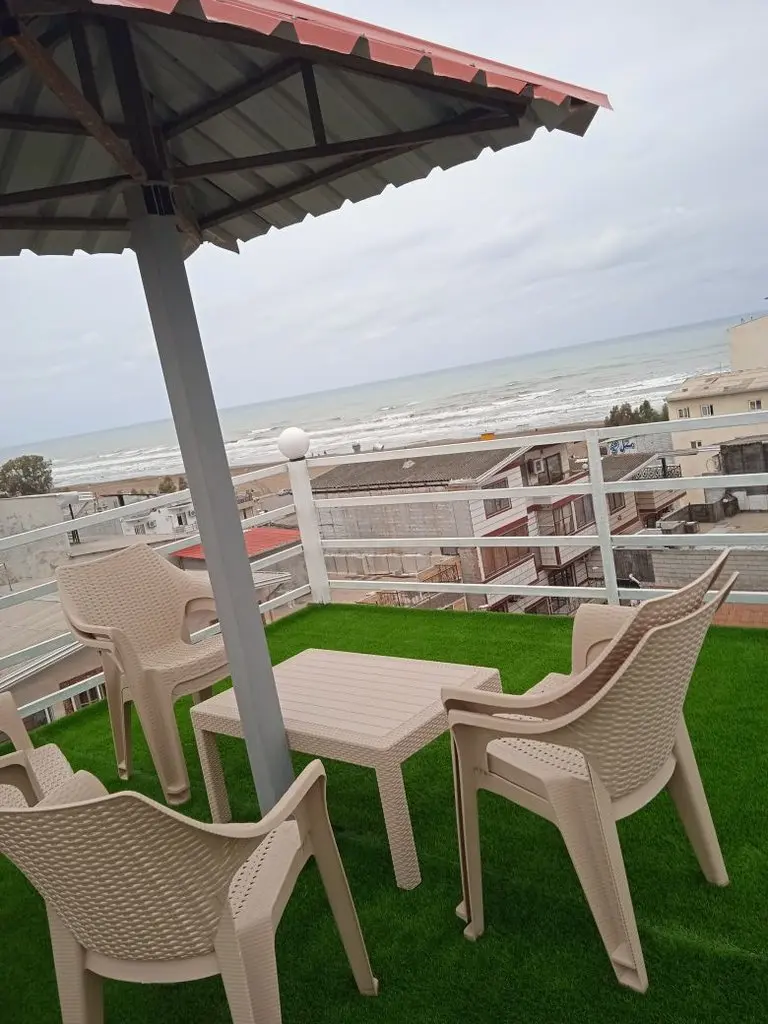 آپارتمان سه خوابه ساحلی علیزاده