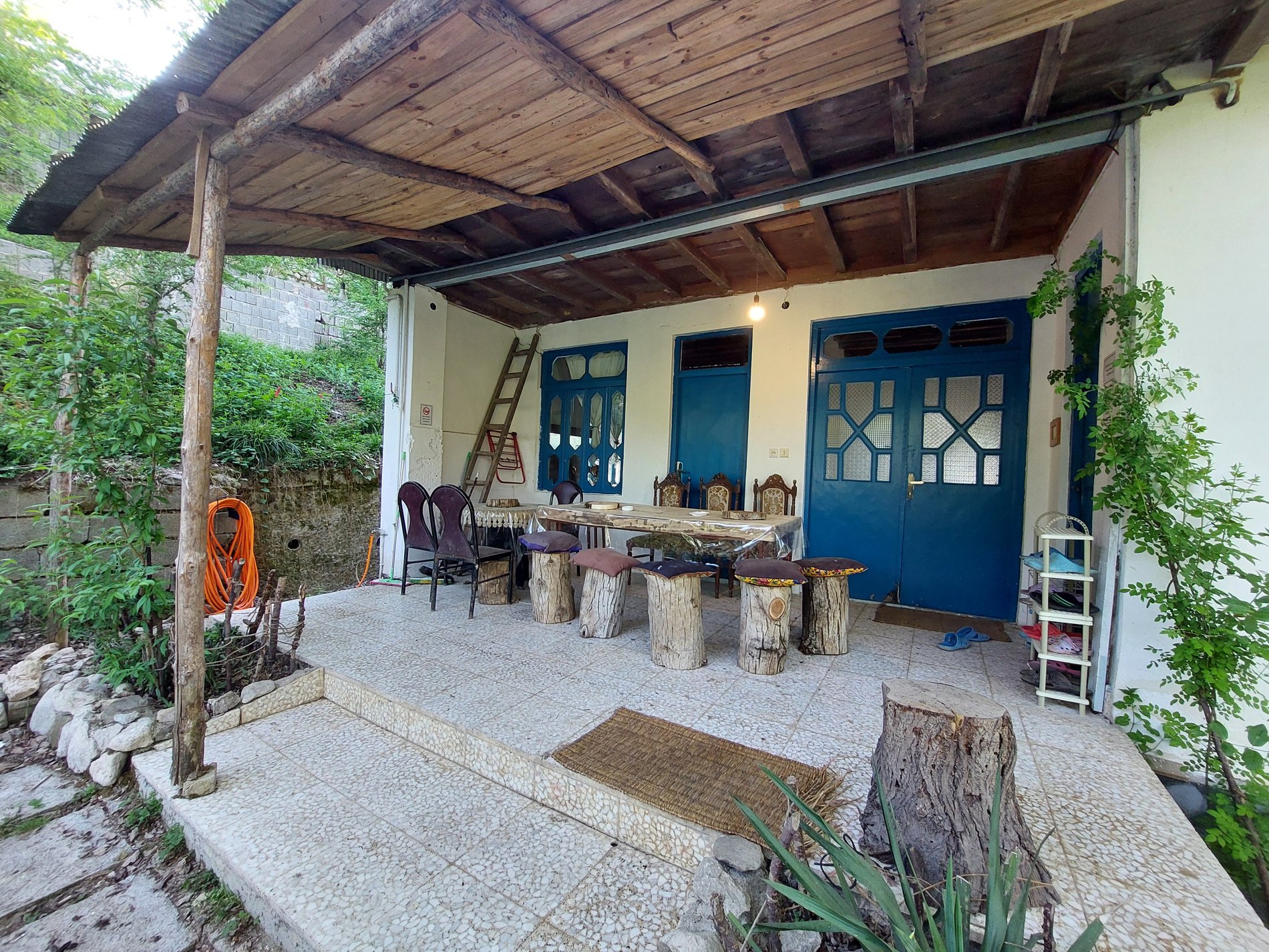 کلبه دوخوابه جنگلی دیلا‌نشین