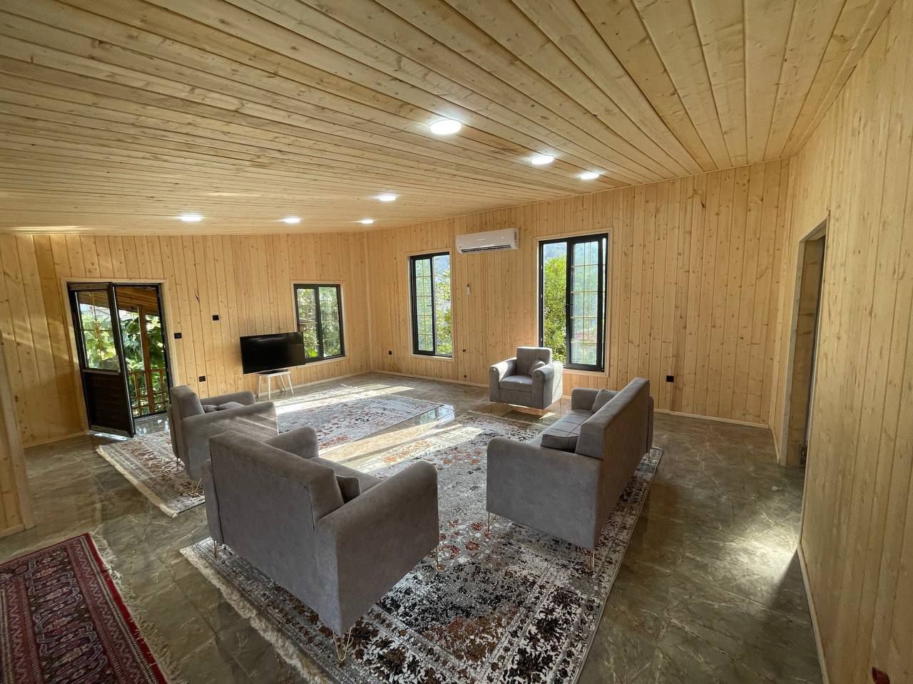 ویلا پنج خوابه دوبلکس لیپا 2