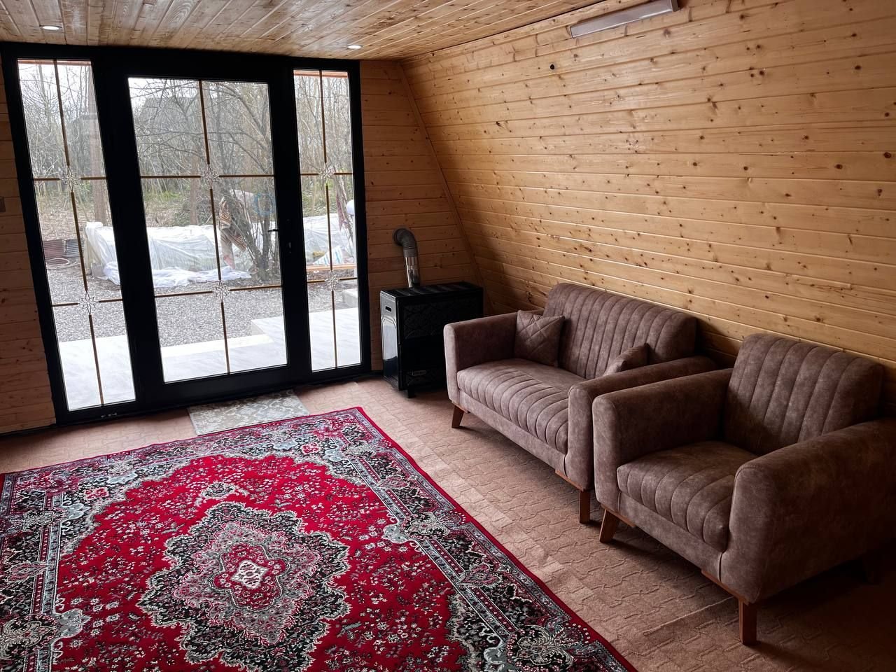 کلبه یک خوابه سوئیسی یکتا