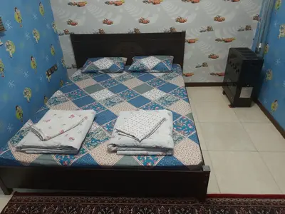 سوئیت یک خوابه شاهین باهنر