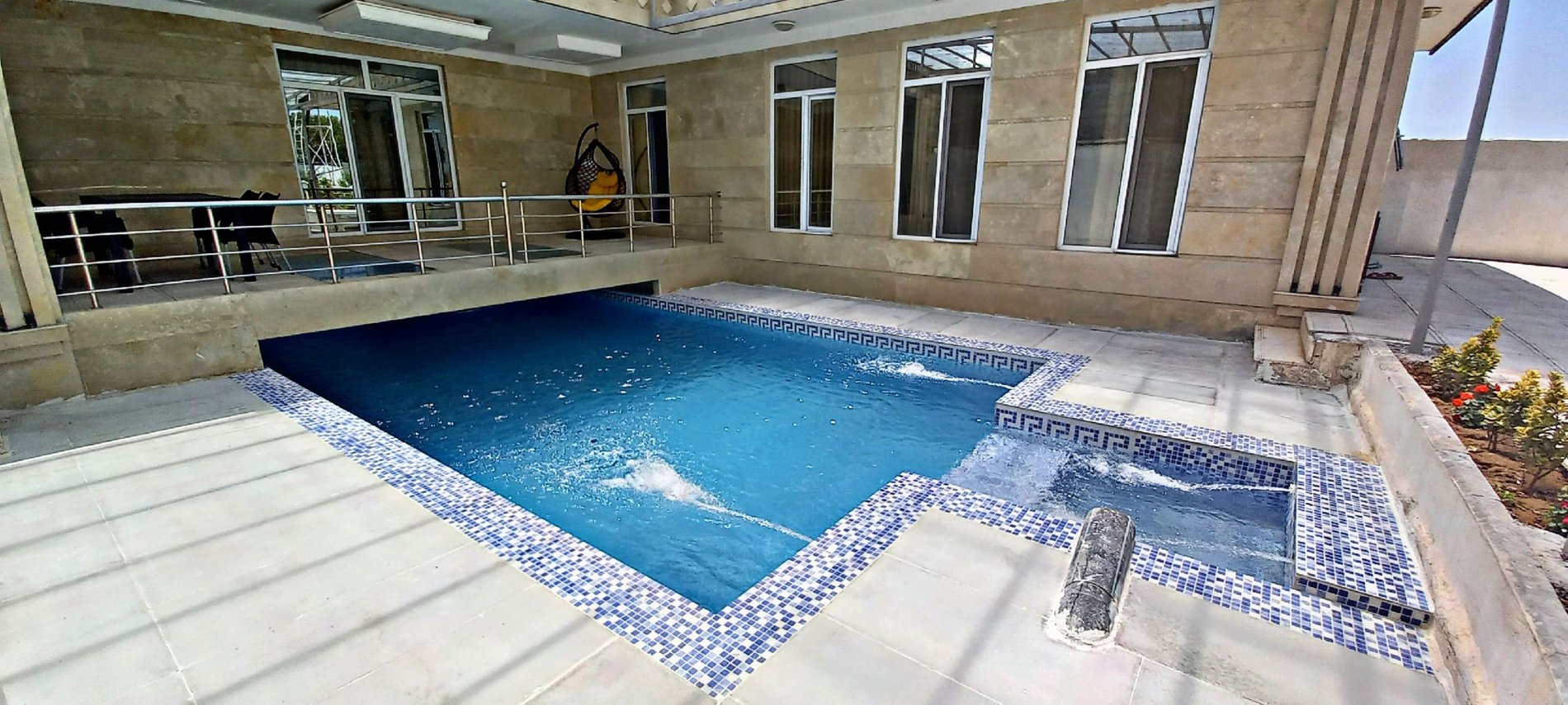 ویلا استخردار آبگرم پارسا ۱