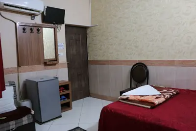 مجتمع اقامتی موسوی - واحد دابل 104