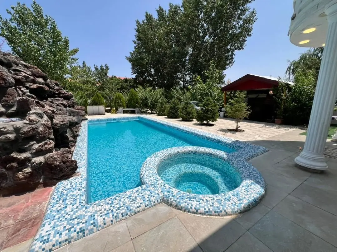 ویلا سه خوابه استخردار آبگرم سبا