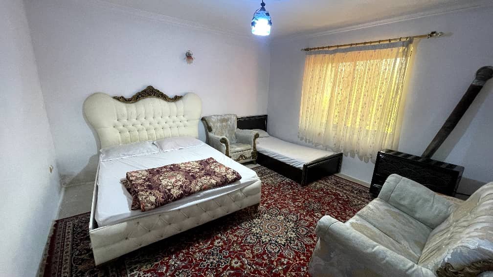 چهارخوابه استخردار برکه ماهی