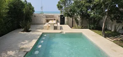 ویلا سه خوابه استخردار آبگرم دریا 36