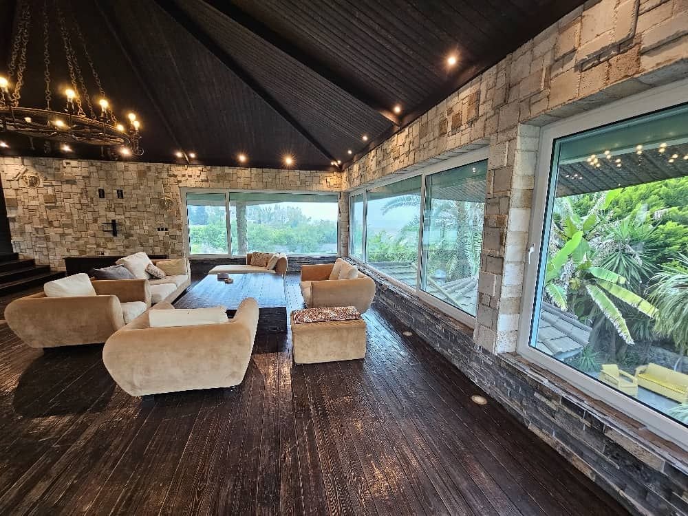 شش خوابه استخردار چهارفصل ساحل ویلوها