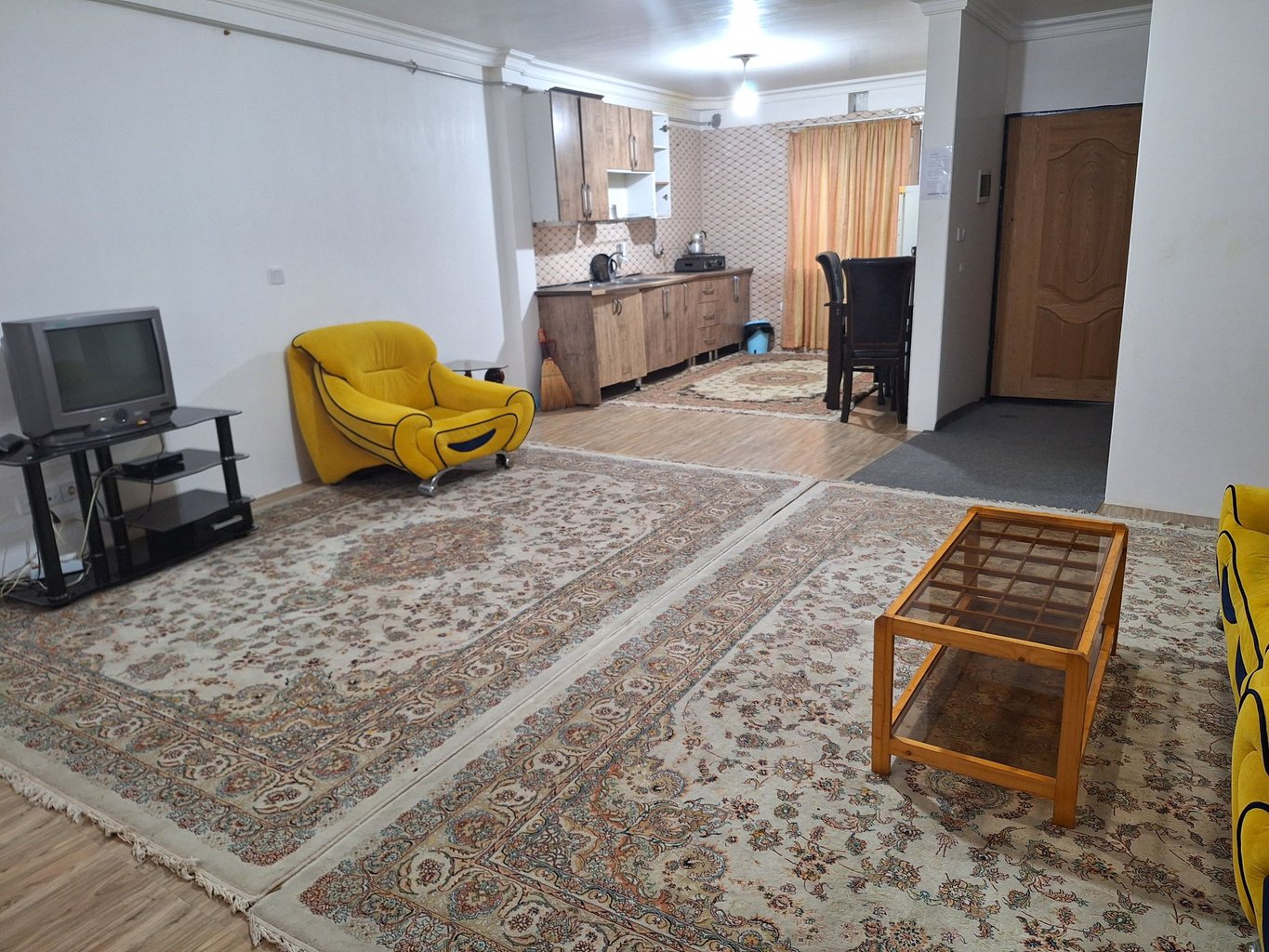آپارتمان یک خوابه کوهستانی احمدزاده