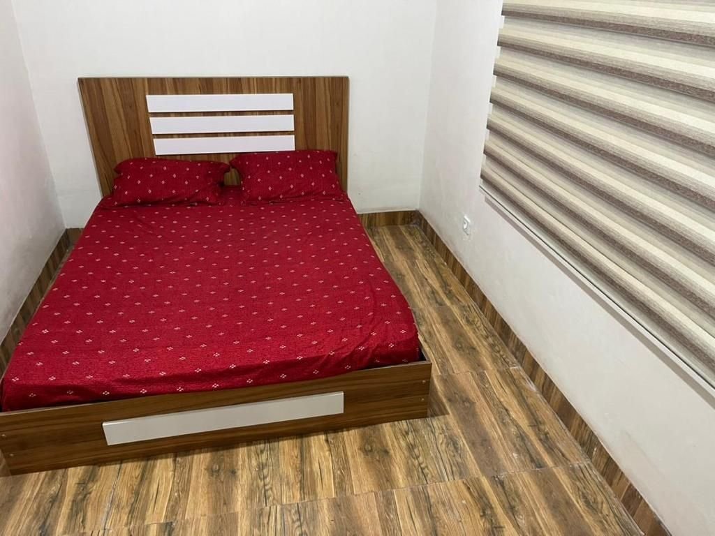 سه خوابه استخردار آبگرم عطر سیب