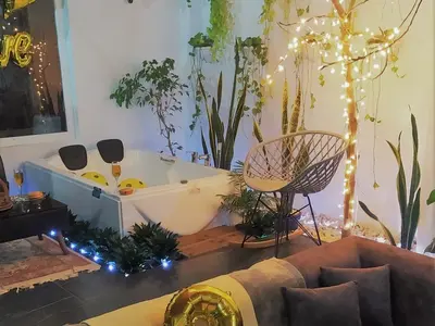 ویلا فلت جنگلی گل خانه