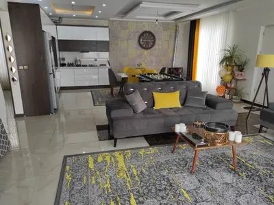 ویلا یک خوابه استخردار آبگرم نائینی