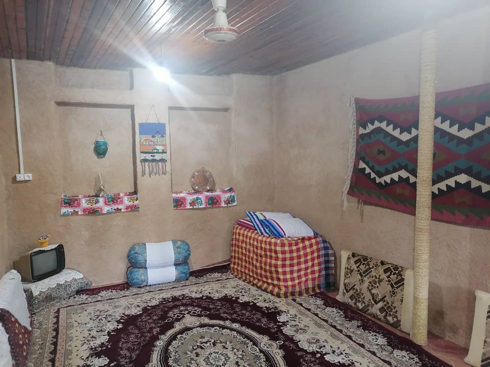بوم گردی مشتی حسن - واحد طلعت ۲ -