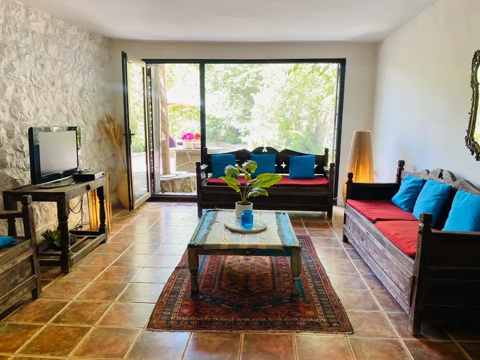 ویلا چهارخوابه باغ پلور