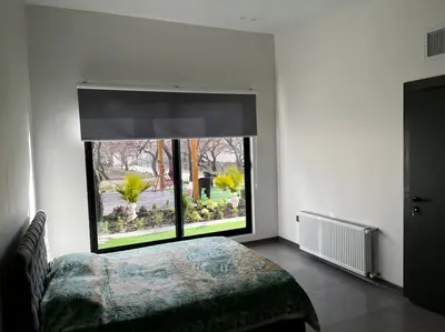 ویلا یک خوابه باغ مدرن