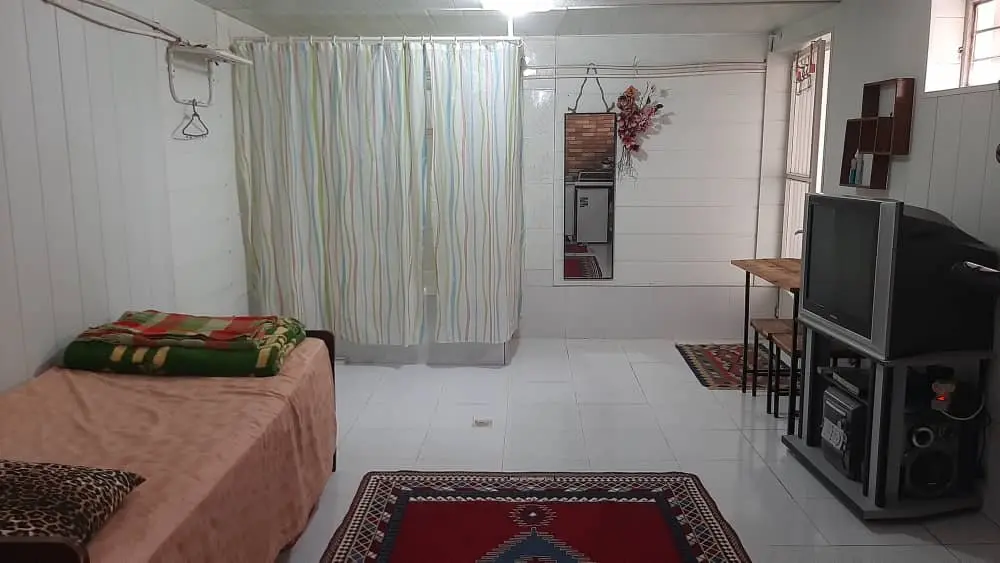 سوئیت فلت نگار -   