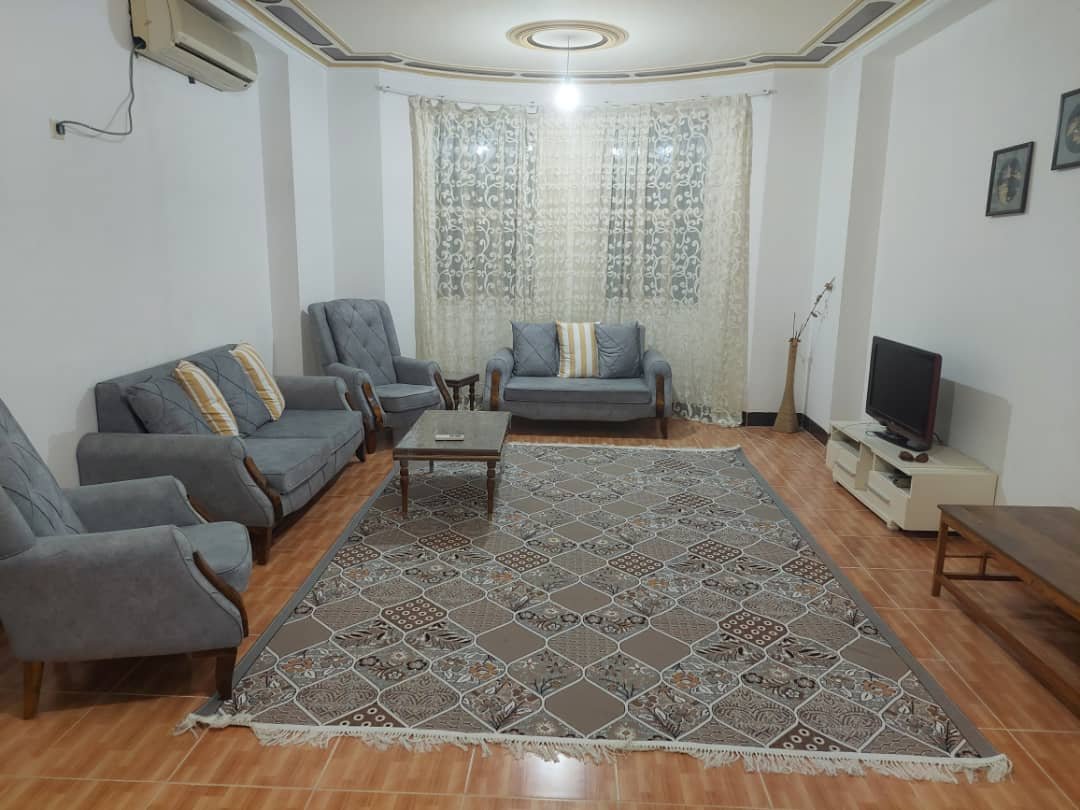 سوئیت دو خوابه صدرا -