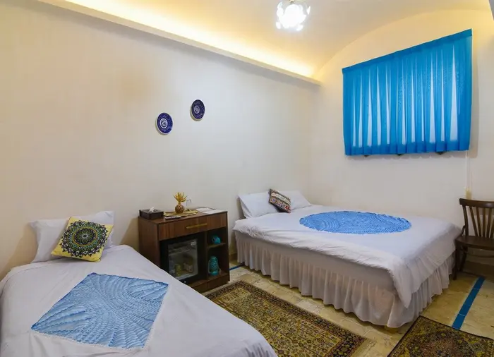 بوم گردی سرای ملک واحد ترنج -