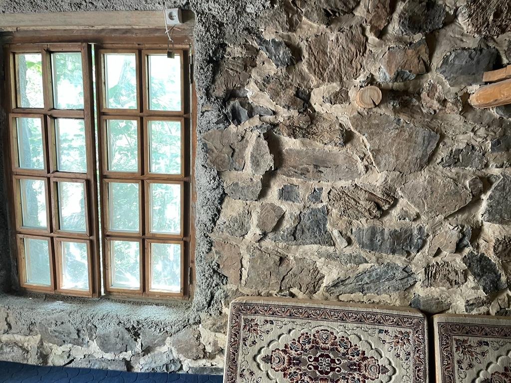 بومگردی ارگ سنگی سنگان - واحد سنگی کوچک