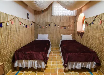 بومگردی سرای ملک واحد اسلیمی