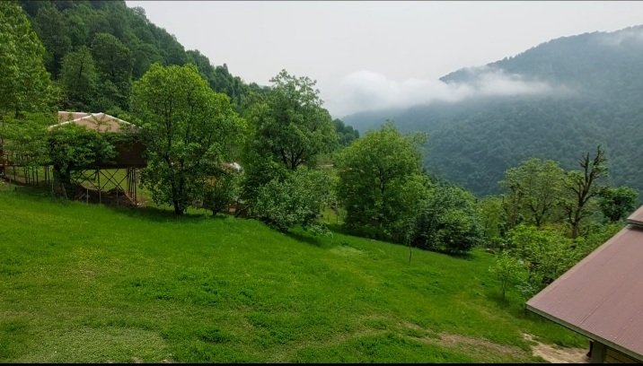 سوئیت فلت کاشانه چهارفصل حسینی -