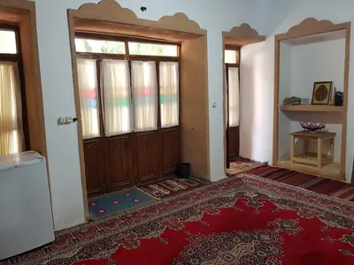 بومگردی نی چشمه واحد سه دری