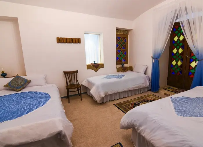 بوم گردی سرای ملک واحد خلوت سرا -