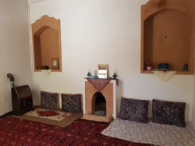 بومگردی نی چشمه - واحد بهارخواب