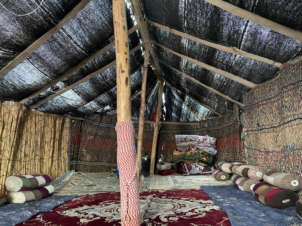بومگردی ارگ سنگی سنگان - واحد سیاه چادر عشایری
