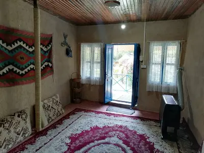 بومگردی مشتی حسن - واحد طلعت ۲