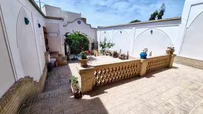 بومگردی سرای ملک واحد خلوت سرا