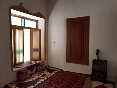 بومگردی نی چشمه - واحد بهارخواب