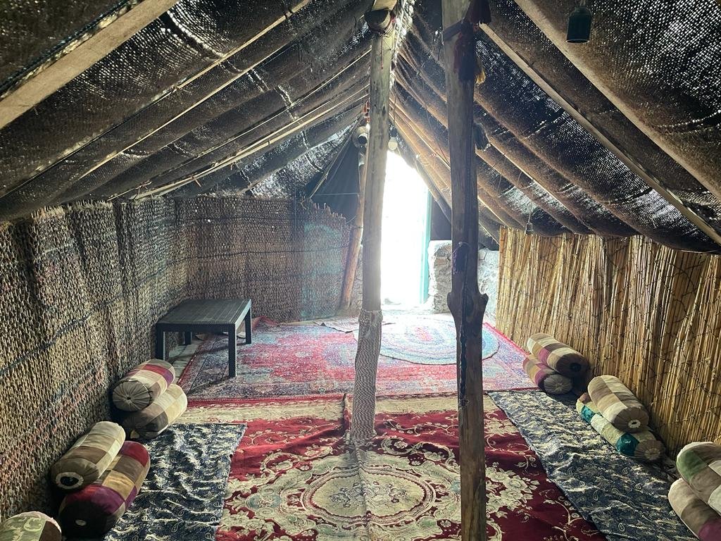 بومگردی ارگ سنگی سنگان - واحد سیاه چادر عشایری