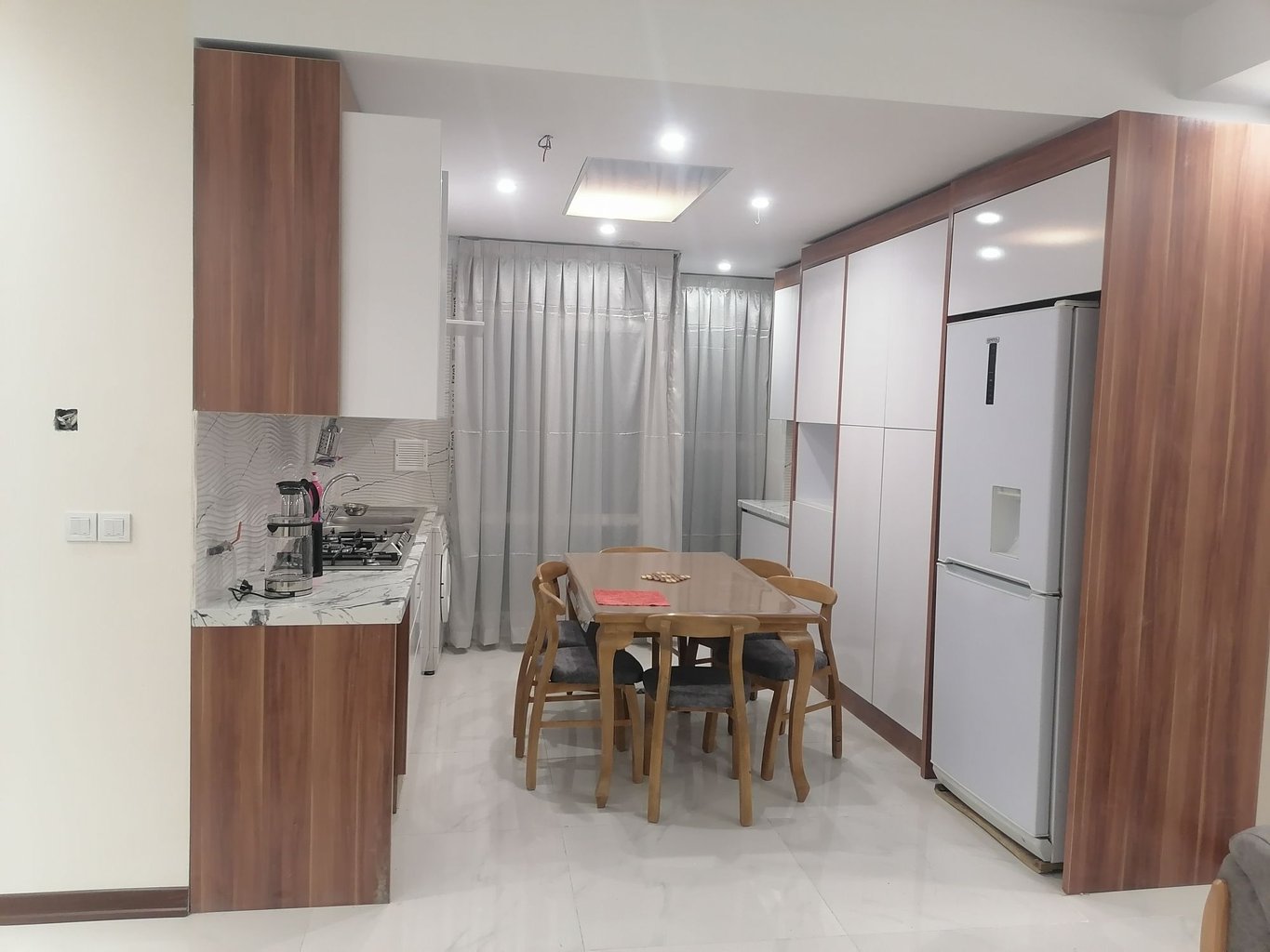 آپارتمان دوخواب بهاران 1