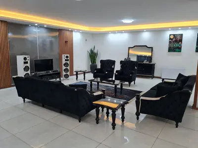 ویلا پنج خوابه دوبلکس استخردار آبگرم قصر سناتور