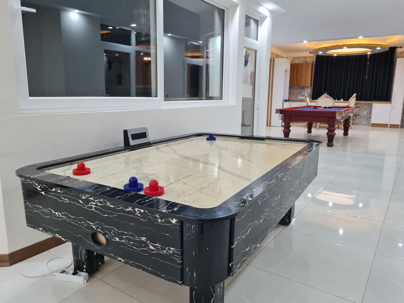 پنج خوابه دوبلکس استخردار آبگرم قصر سناتور