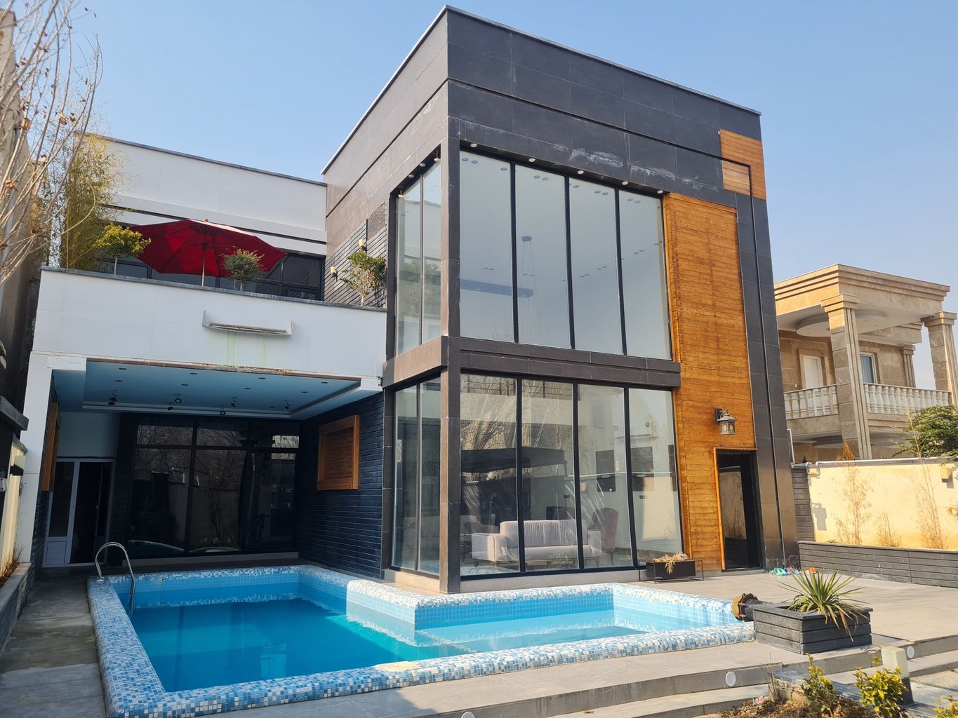 سه خوابه دوبلکس استخردار هستی